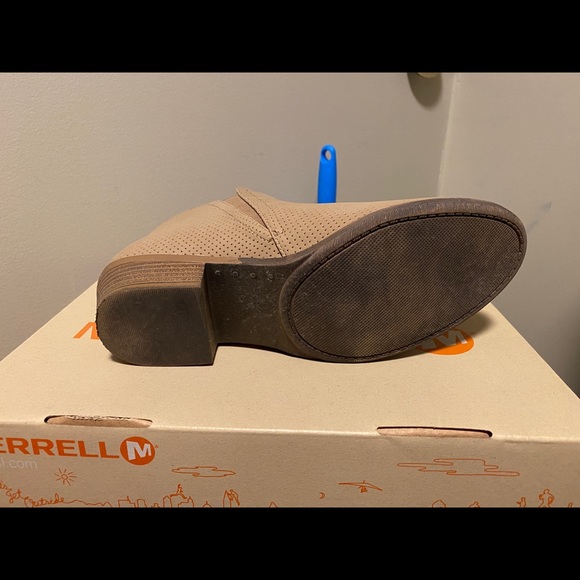 Suede Rampage booties - Picture 3 of 4